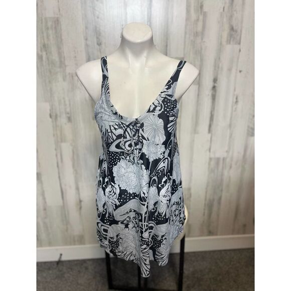 Blue tank top - Picture 1 of 6